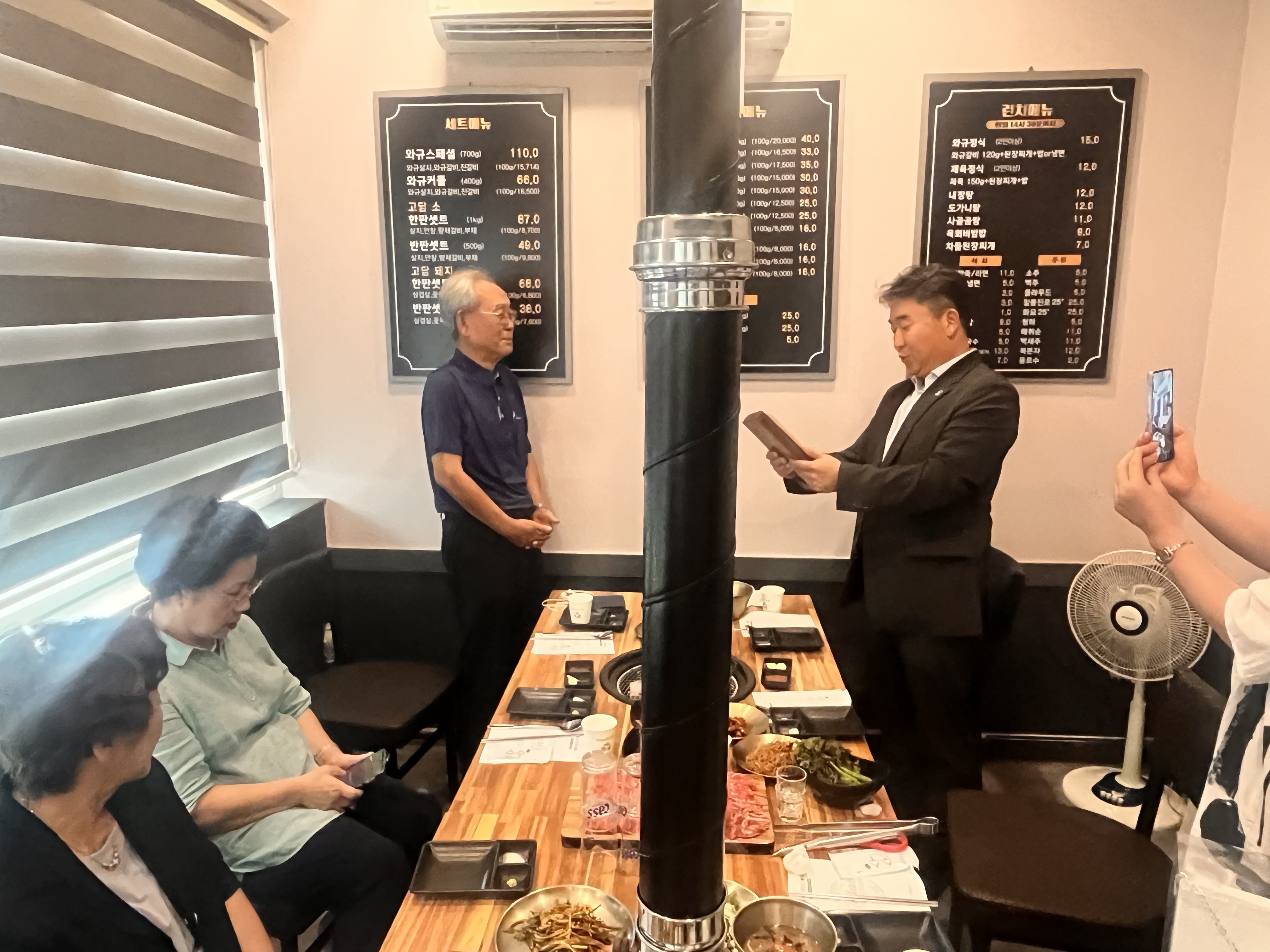 25학년도 정년퇴임교수님 송별회 (5).jpg